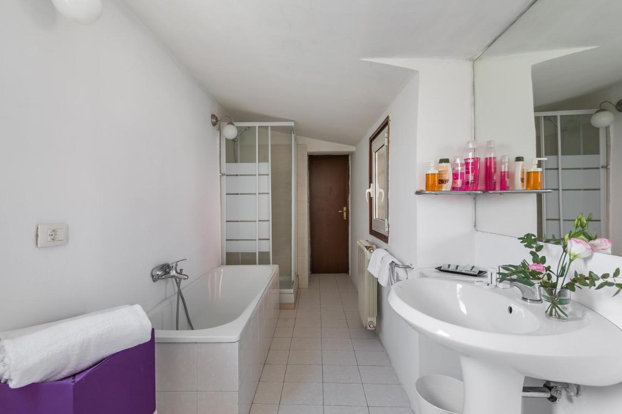 Moro 50 - Loft In Trastevere Rome Exterior photo